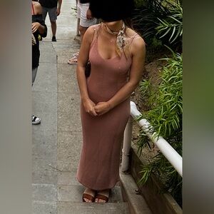 Elegant Pink Sleeveless Dress